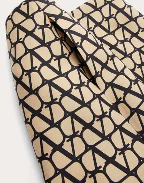 Red Valentino SHORTS IN CREPE COUTURE TOILE ICONOGRAPHE Italia