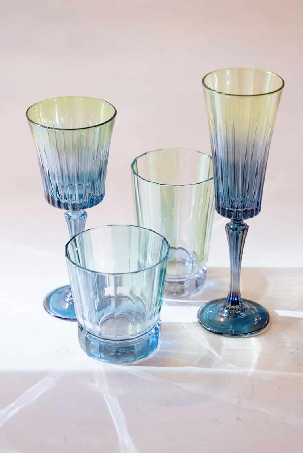 Luisa Beccaria Set di due bicchieri Duccio grandi a righe verdi con base blu Offerta