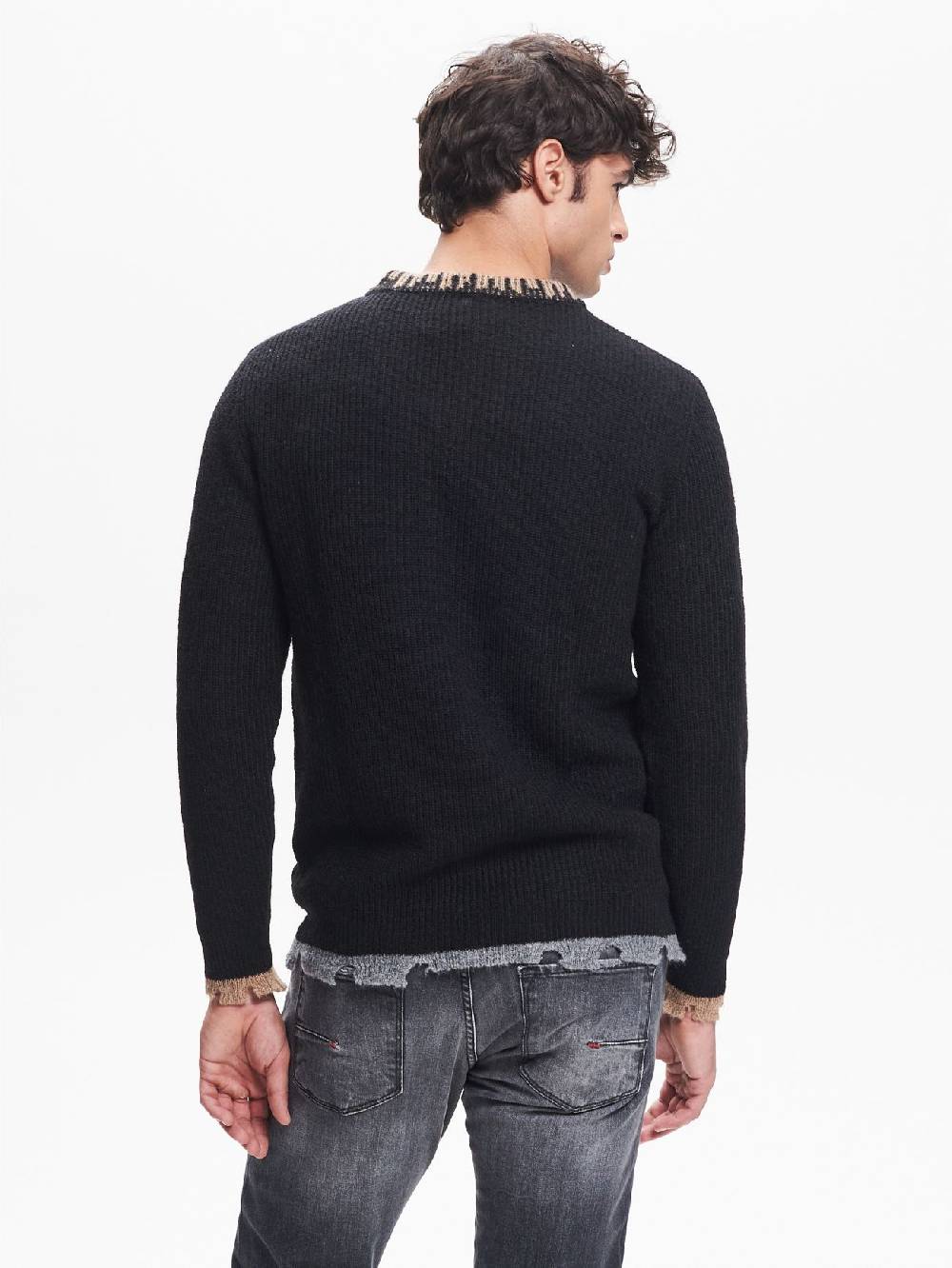 Rinascimento Maglia Girocollo Uomo Costa Inglese Nero QB24 Acquista Ora