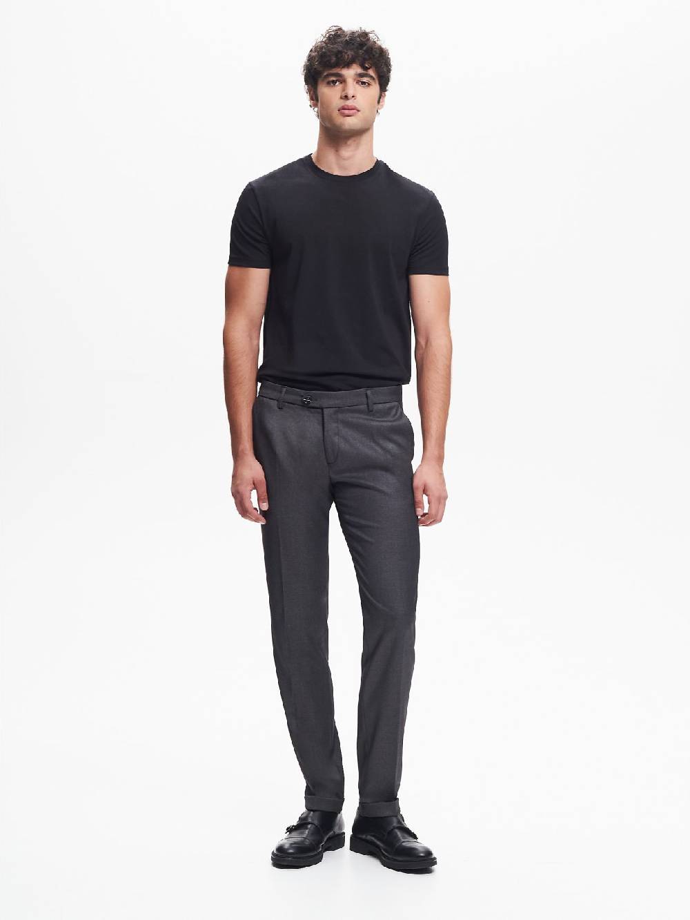 Rinascimento T-shirt Girocollo Uomo Nero QB24 Novità