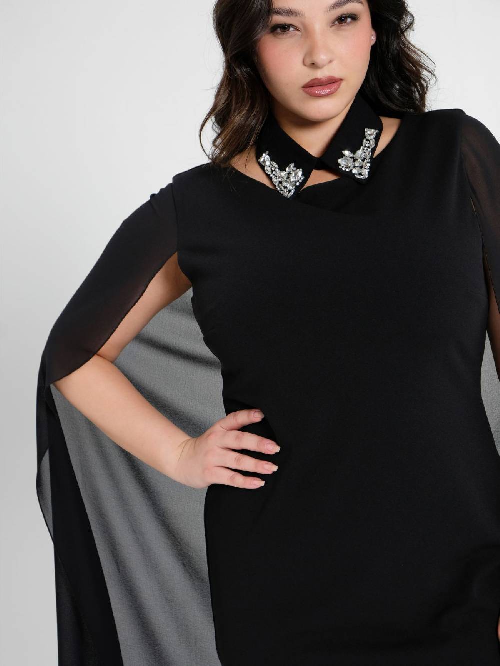 Rinascimento Tubino Curvy con Mantella e Colletto Online