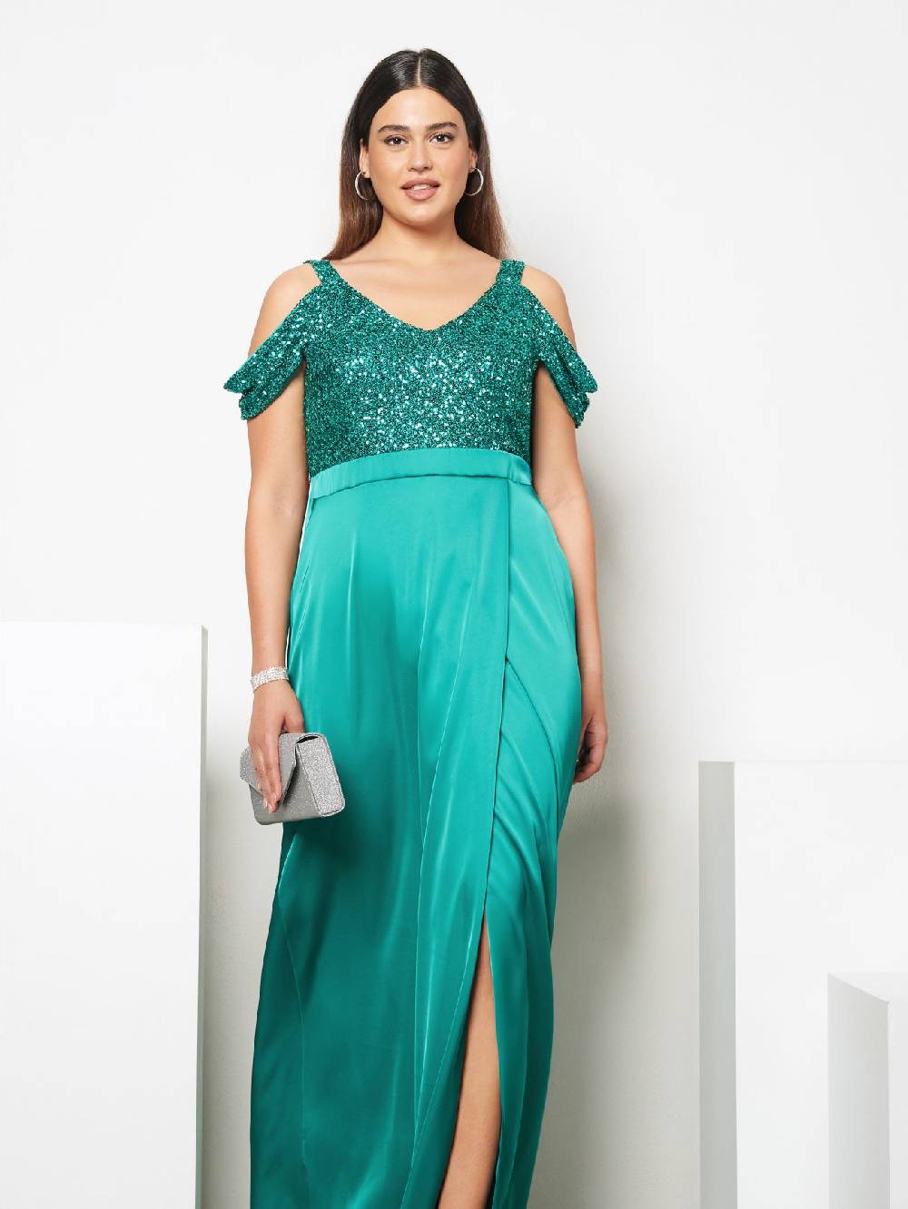 Rinascimento Abito Lungo Curvy Paillettes & Raso Nuova