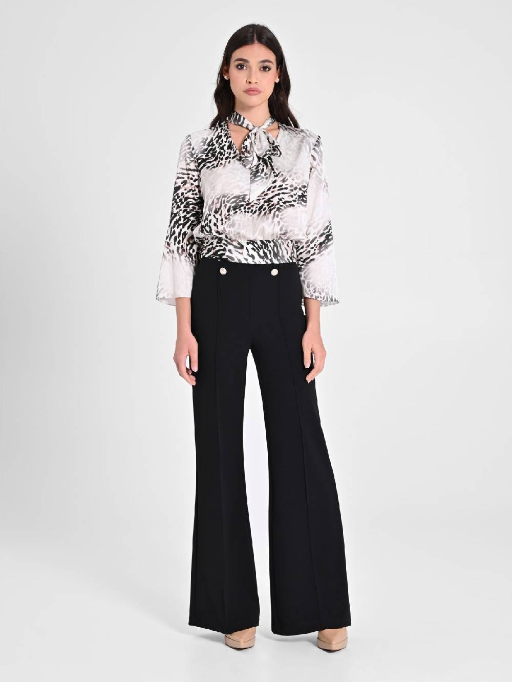 Rinascimento Blusa Animalier con Fiocco In Linea