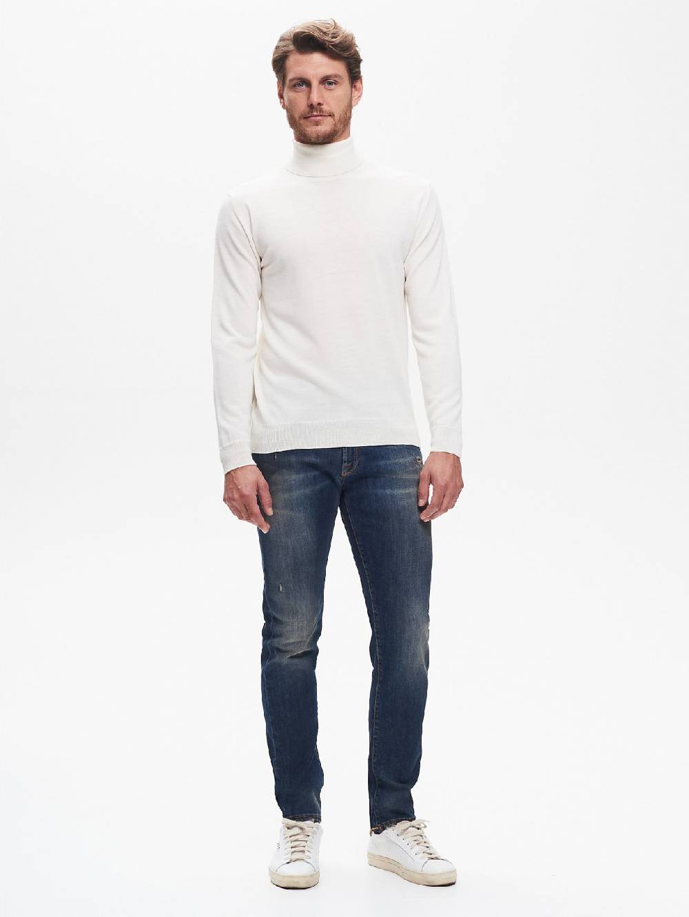 Rinascimento Maglia Dolcevita Uomo Basic Avorio QB24 Vendita Calda
