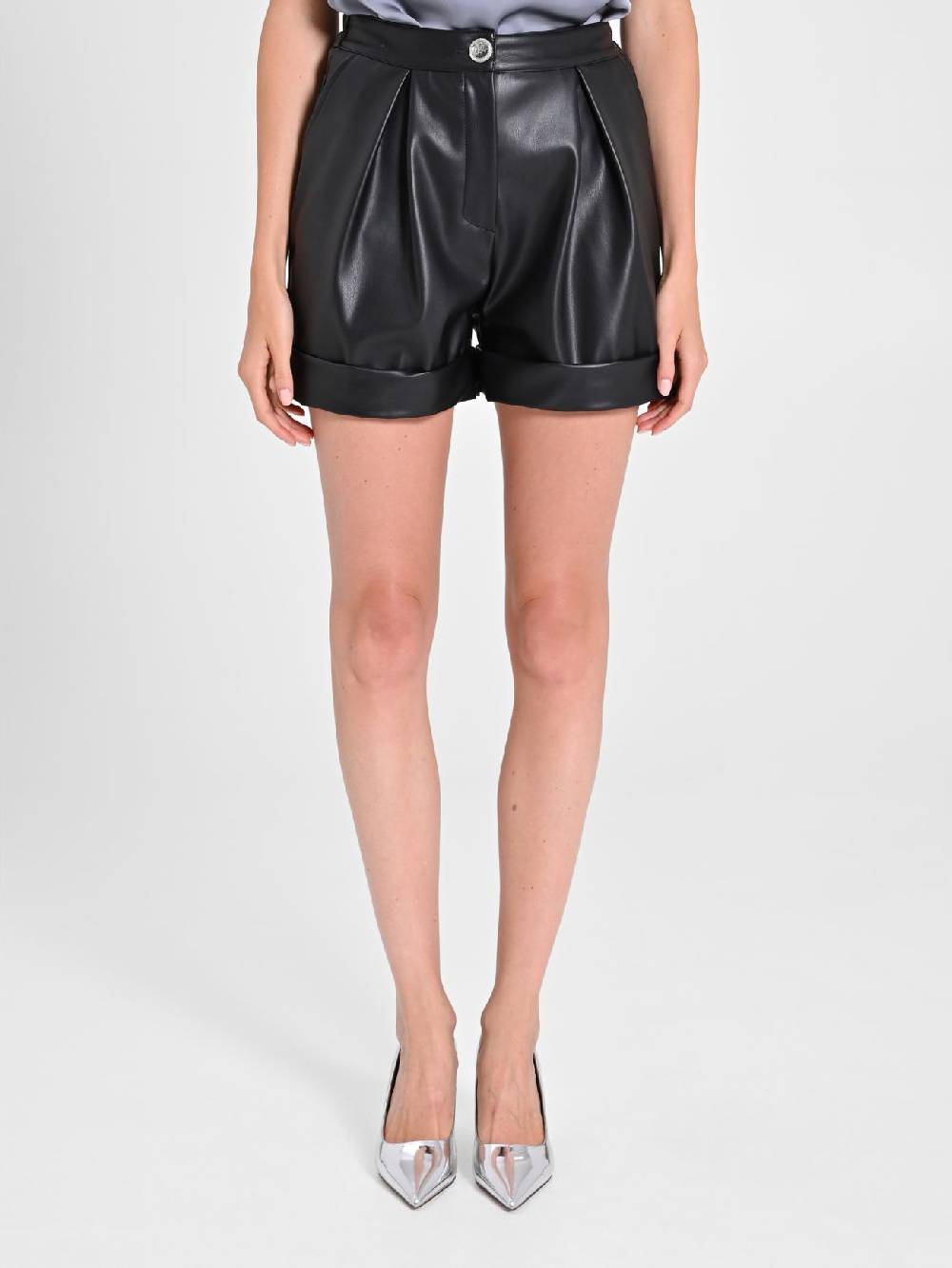 Rinascimento Shorts in simil pelle 2025