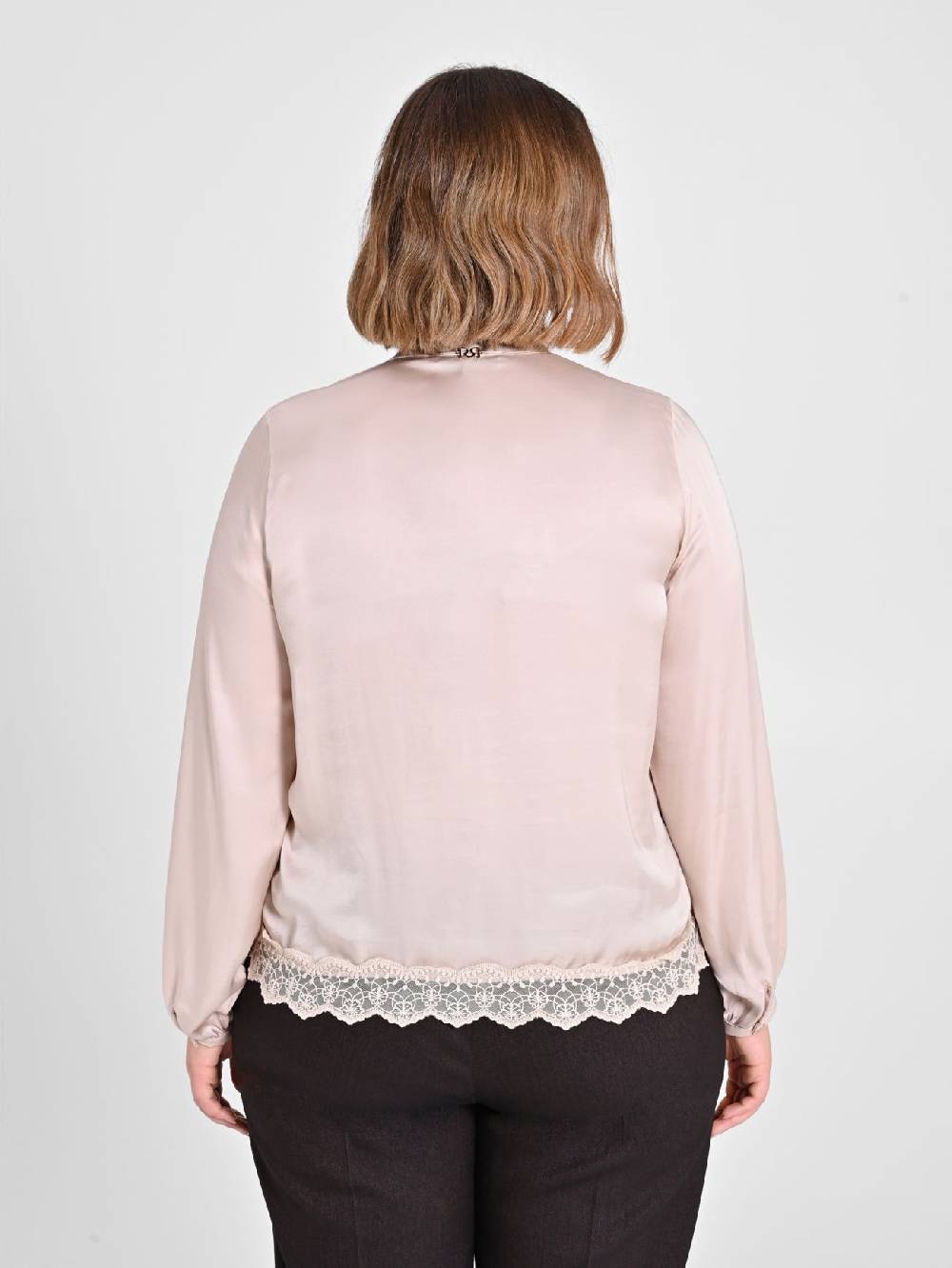 Rinascimento Camicia Curvy Bianca con Fiocco Nuova