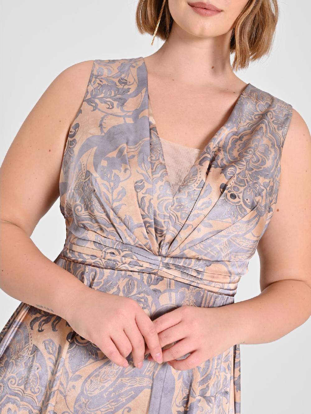 Rinascimento Abito curvy in raso stampa cachemire Offerta