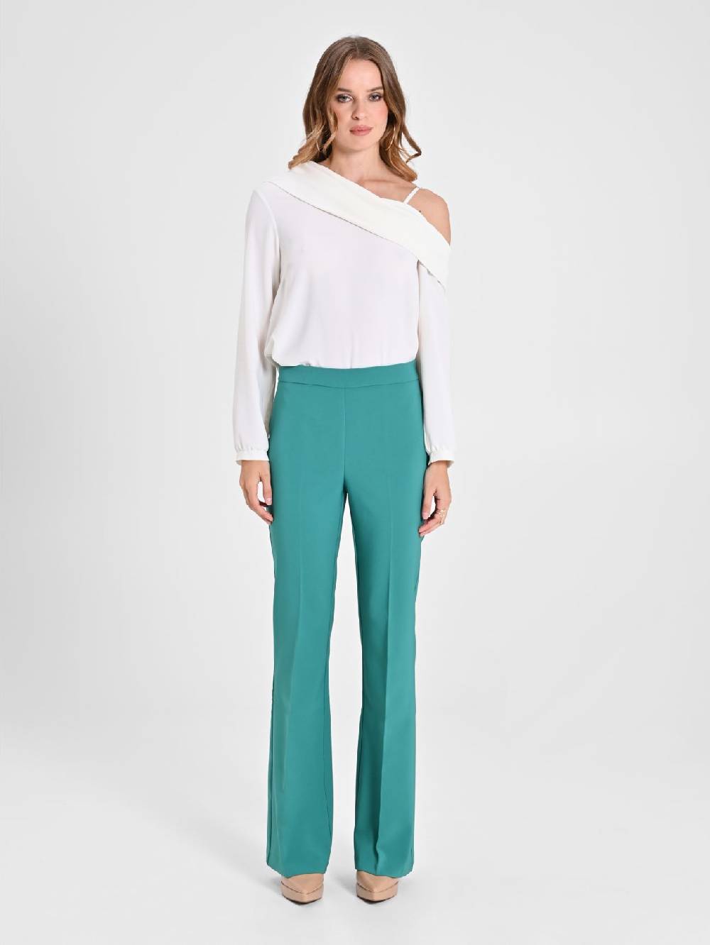 Rinascimento Pantaloni Flared in Tessuto Tecnico Verde Giada Donna Rilascio limitato
