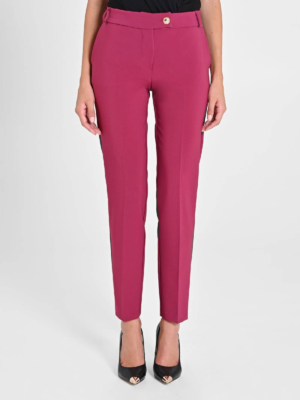 Rinascimento Pantaloni Straight in Tessuto Tecnico Bordeaux ACQUISTA ORA