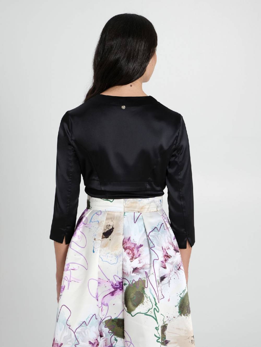 Rinascimento Coprispalle in Satin Nero Outlet