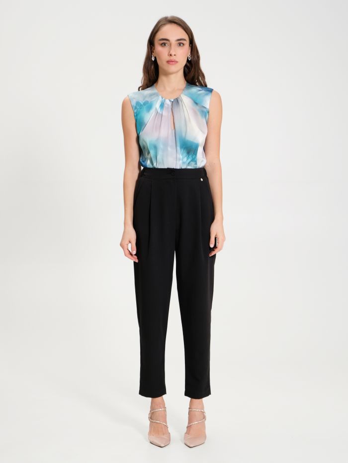 Rinascimento Pantaloni Carota con Punto Smock Grande vendita