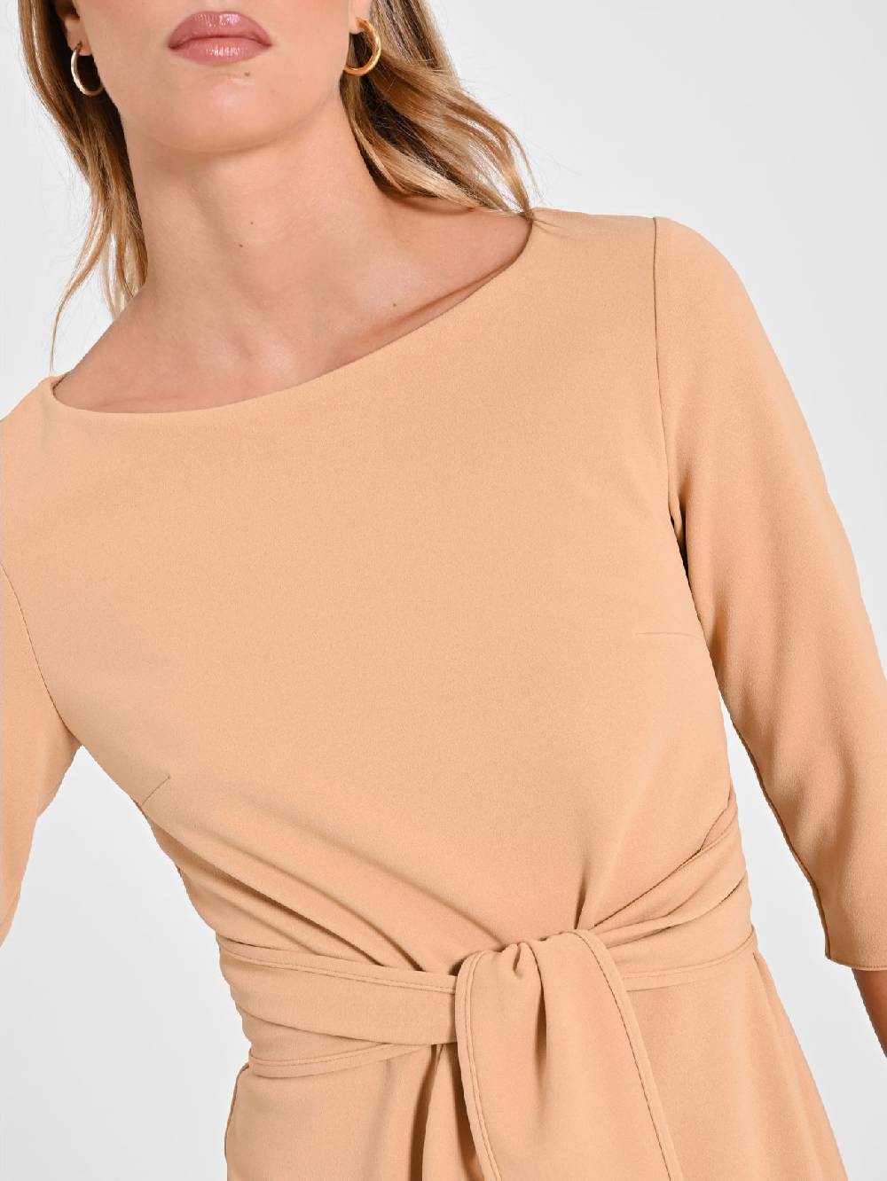 Rinascimento Tubino Beige Nastri Fino al 50% di sconto