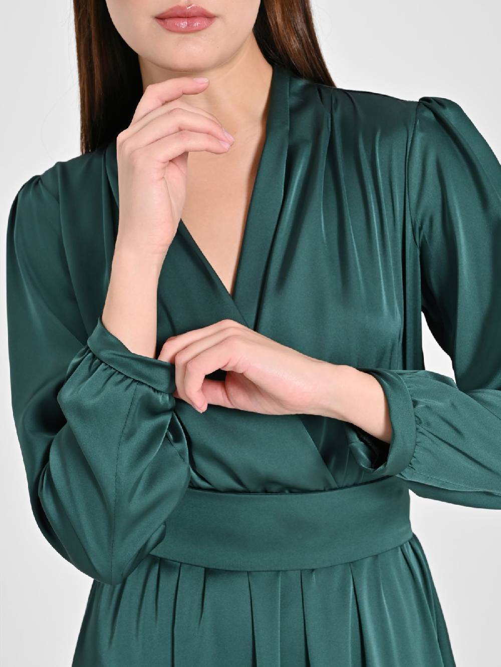 Rinascimento Abito Lungo in Raso Verde Offerta San Valentino