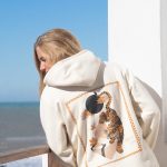 Sort of looser UNISEX Hoodie TIGER_Natural #baliinspired I Più Venduti