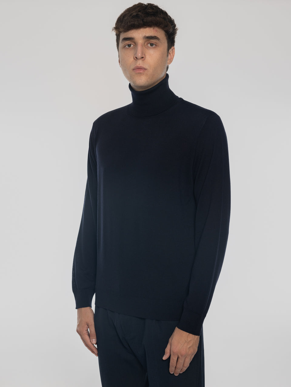 ALPHA STUDIO Maglia Collo Alto in Lana Ultrafine Blu Sconto