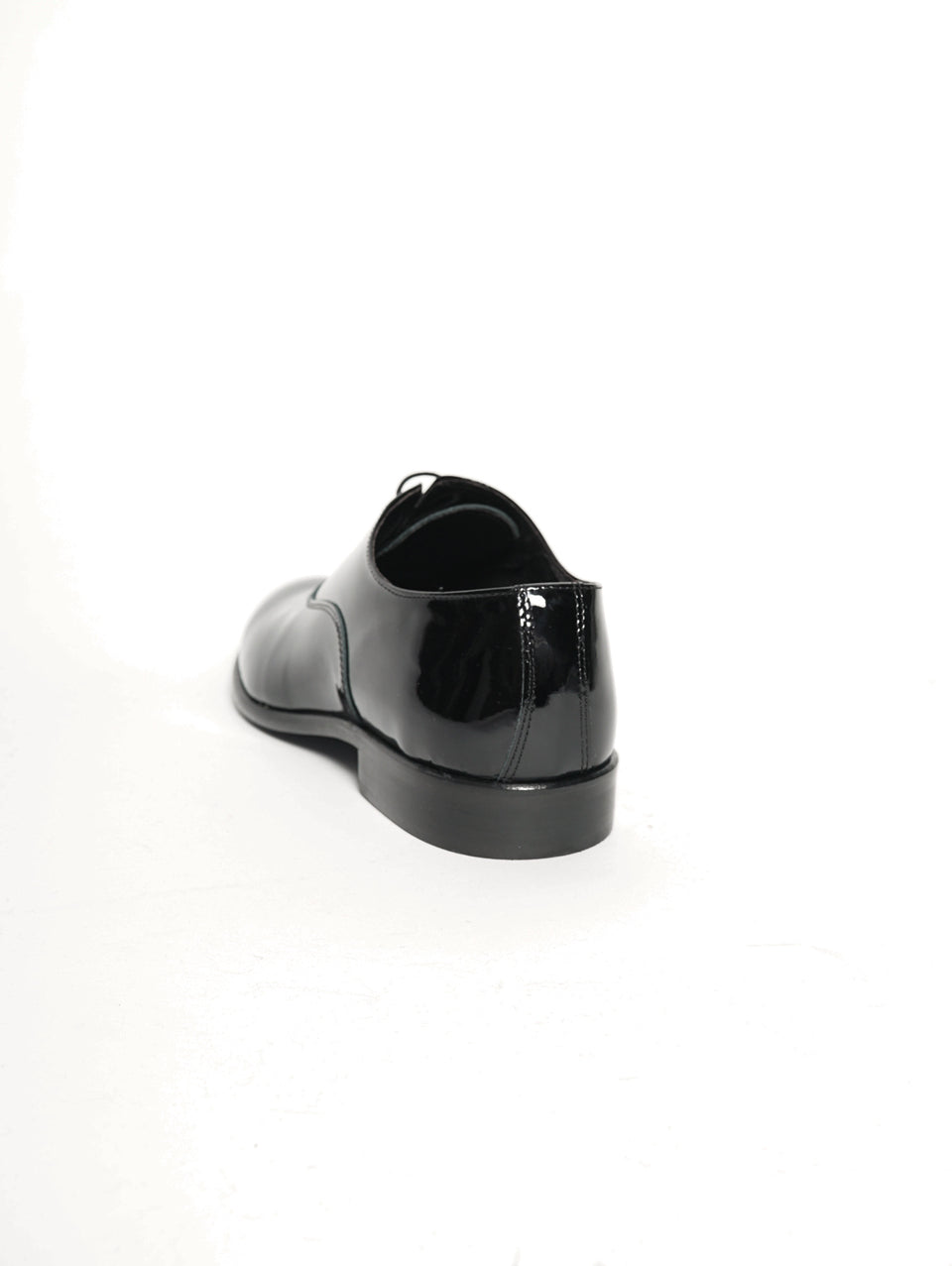 MANUEL RITZ Stringata in vernice Nero Offerte