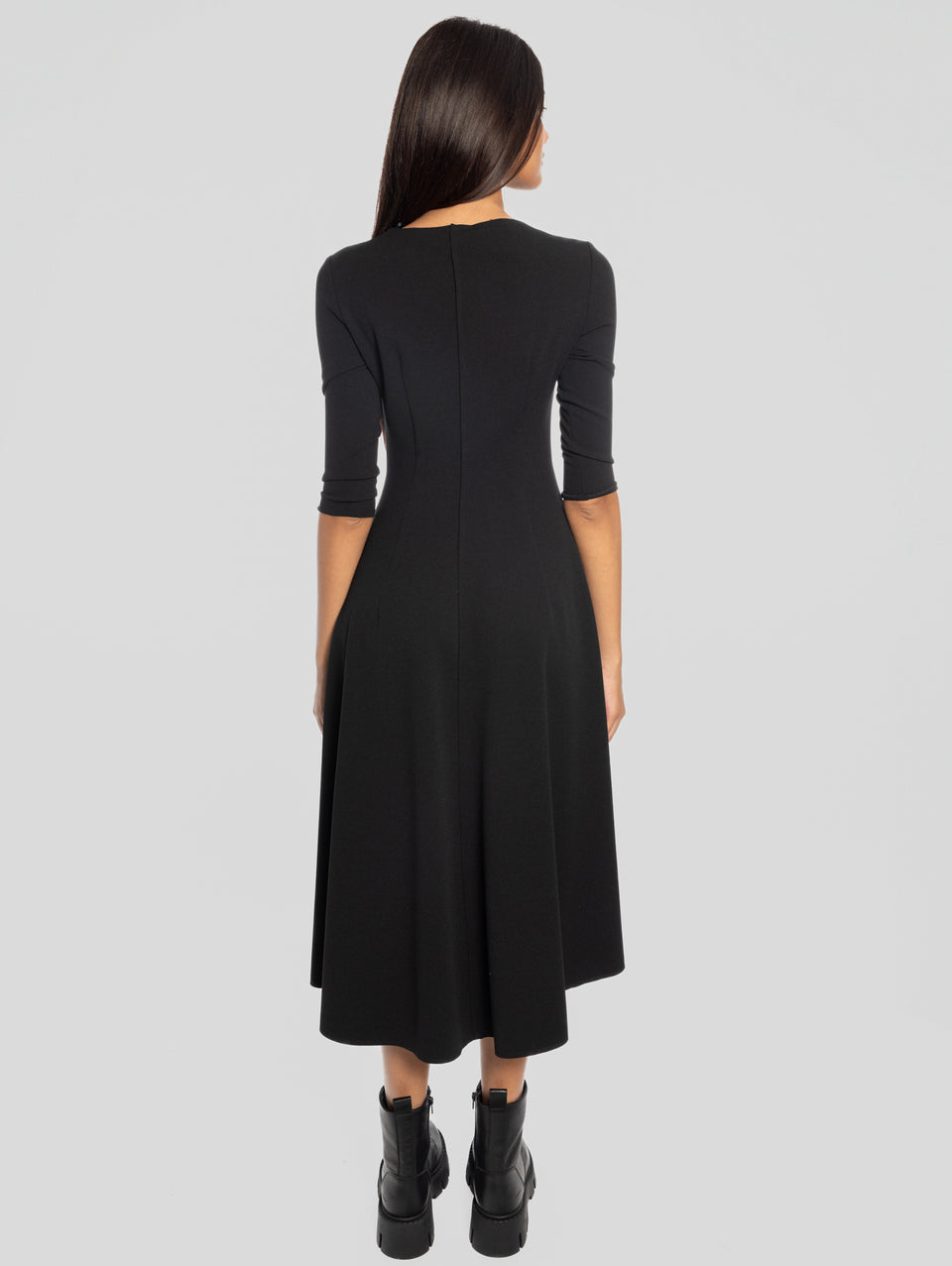 MAISON SECRÈTE Abito Midi con Gonna Svasata Nero Presa