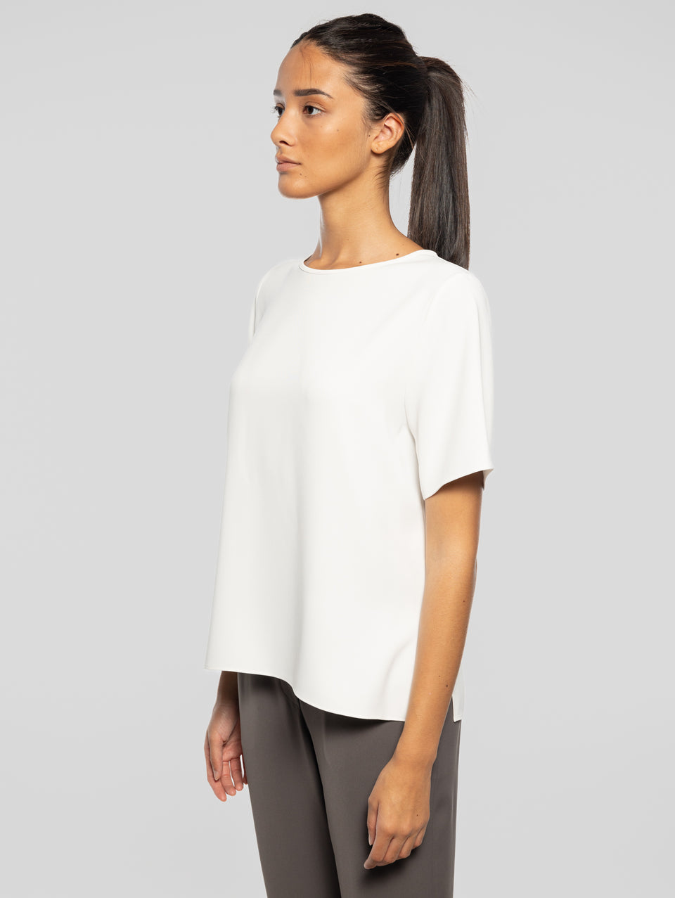 P.A.R.O.S.H. Blusa Girocollo con Maniche Corte Panna Negozio