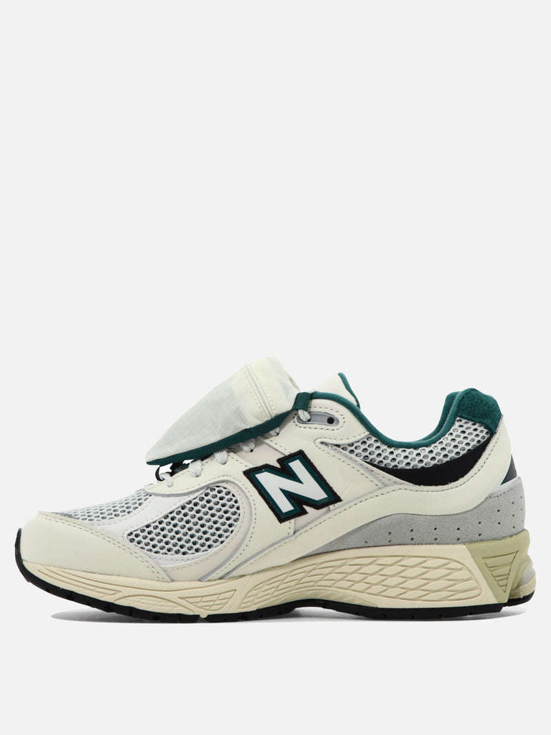 Vietti New Balance Sneaker "2002R" 2025