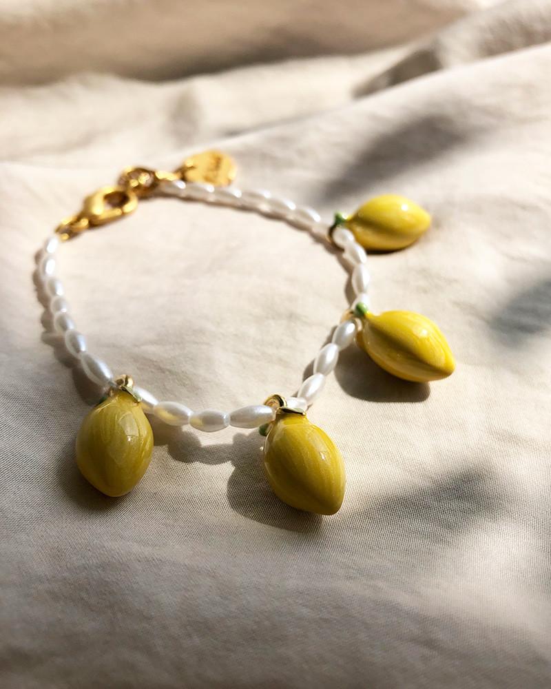 Y'am Capri Pearl bracelet with pendants lemons Presa