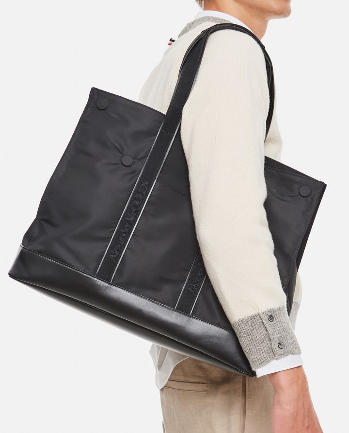 Alexander McQueen BORSA SHOPPING DE MANTA In Linea