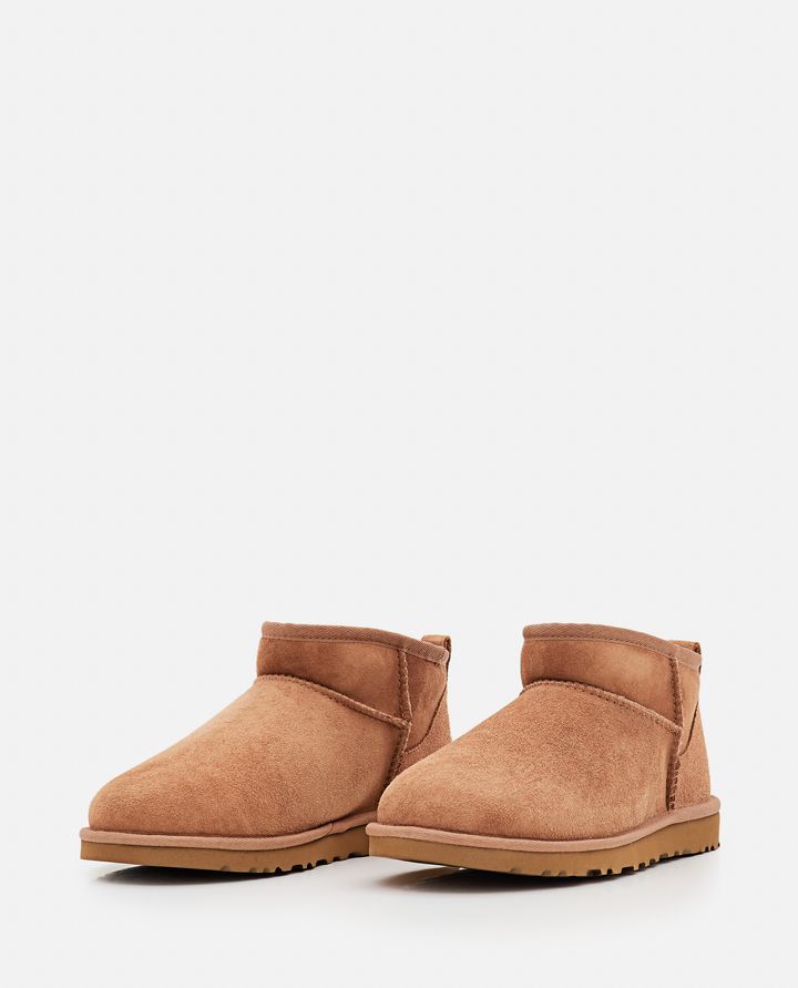 Ugg CLASSIC ULTRA MINI In Vendita