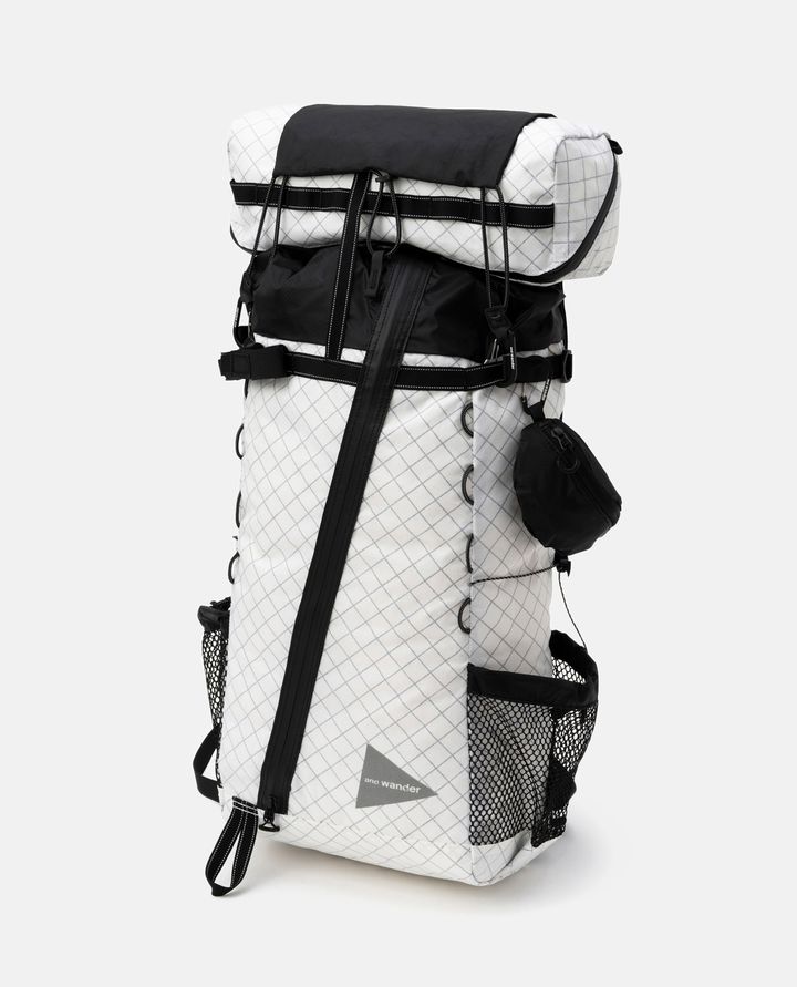 And Wander ECOPAK 30L ZAINO In Linea