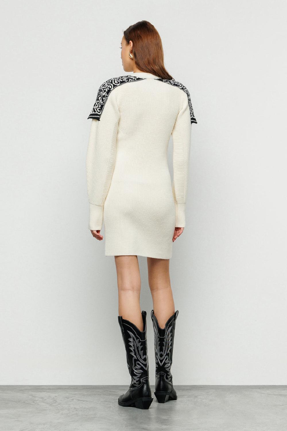 Akep ABITO CORTO AKEP CON SPALLINE IN TESSUTO JACQUARD Vendita