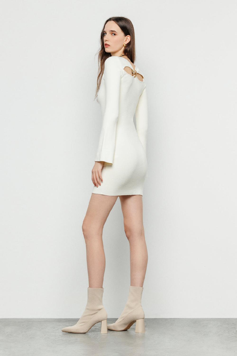 Akep ABITO CORTO AKEP CUT OUT CON RING SUL RETRO Pezzi Unici