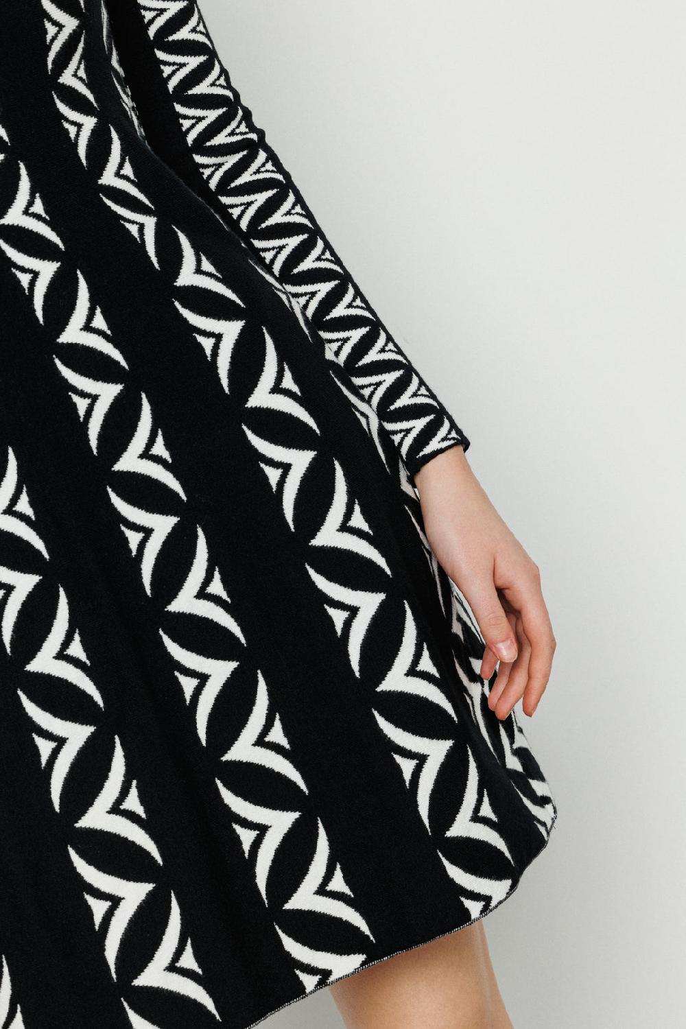 Akep ABITO CORTO AKEP CON GONNA A RUOTA IN JACQUARD Negozi Online