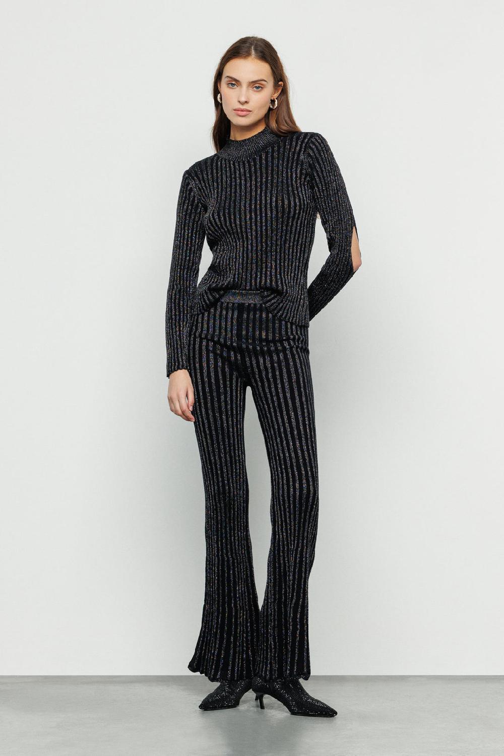 Akep PANTALONE FLARE AKEP IN VANISE' A COSTE Offerta