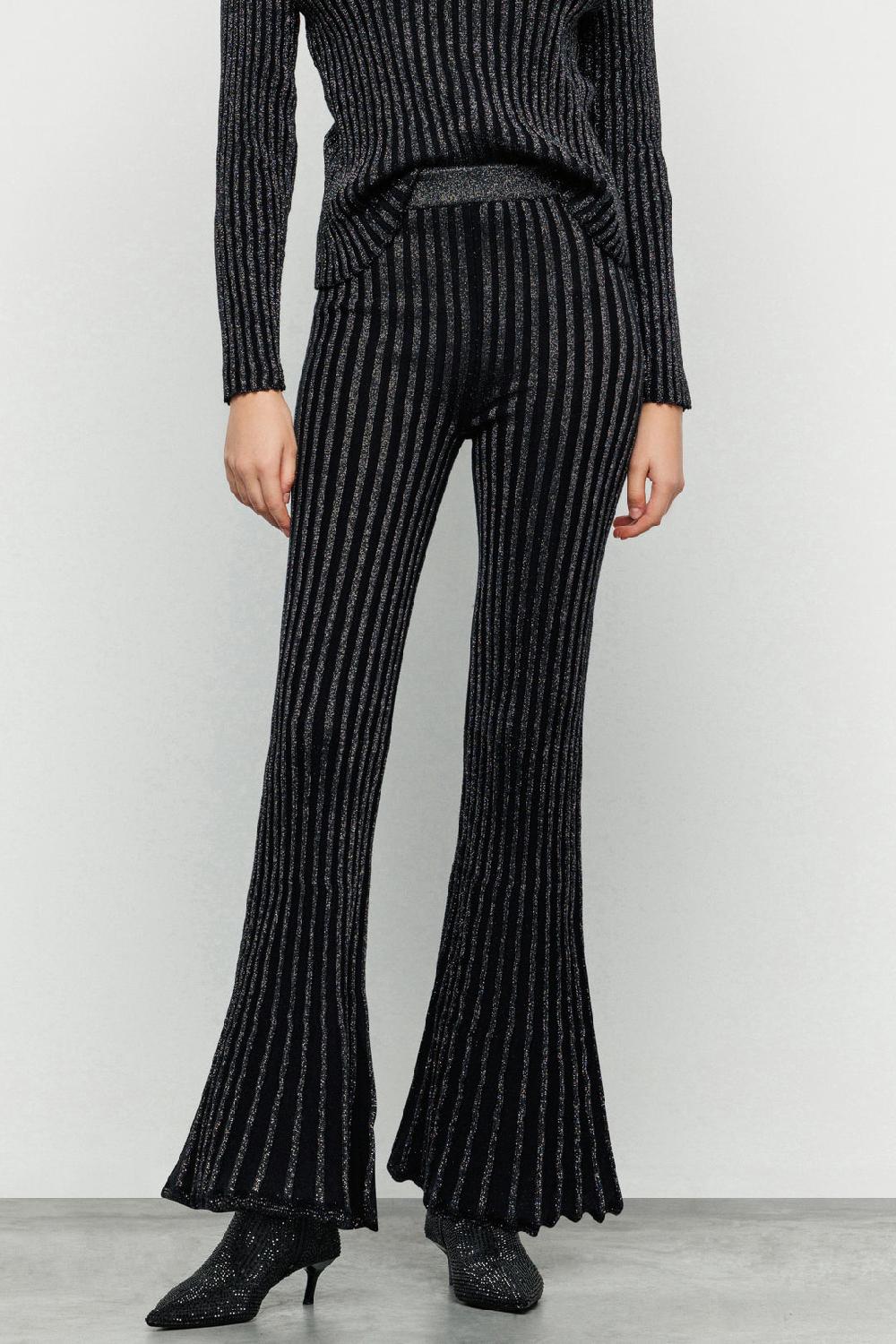 Akep PANTALONE FLARE AKEP IN VANISE' A COSTE Offerta