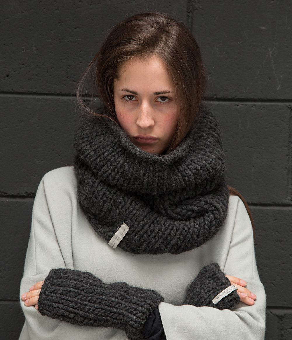 Album Di Famiglia art. 17W#94_16 HK NECK WARMER Offerte